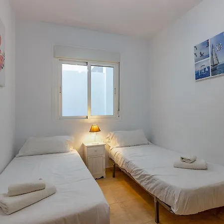 Apartment 3 Bedroom In